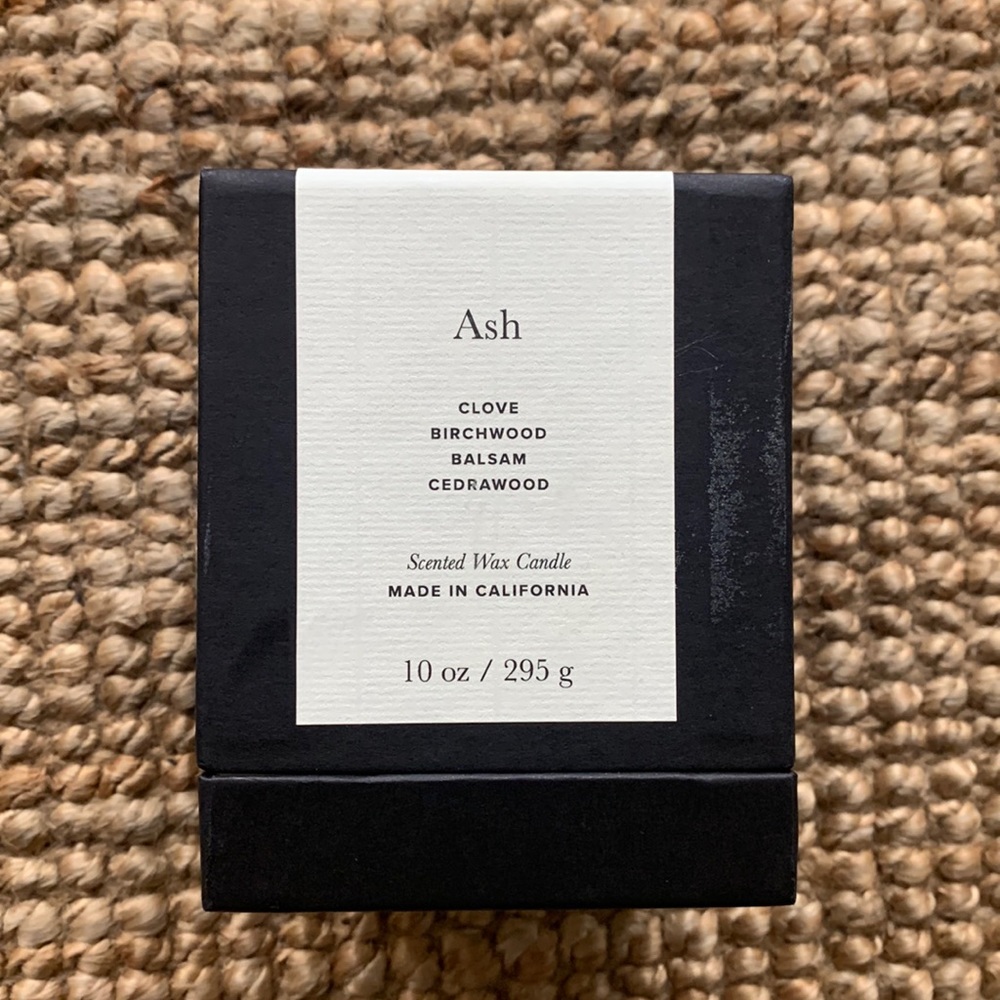 Brand New Jenni Kayne Candle in ‘Ash’
